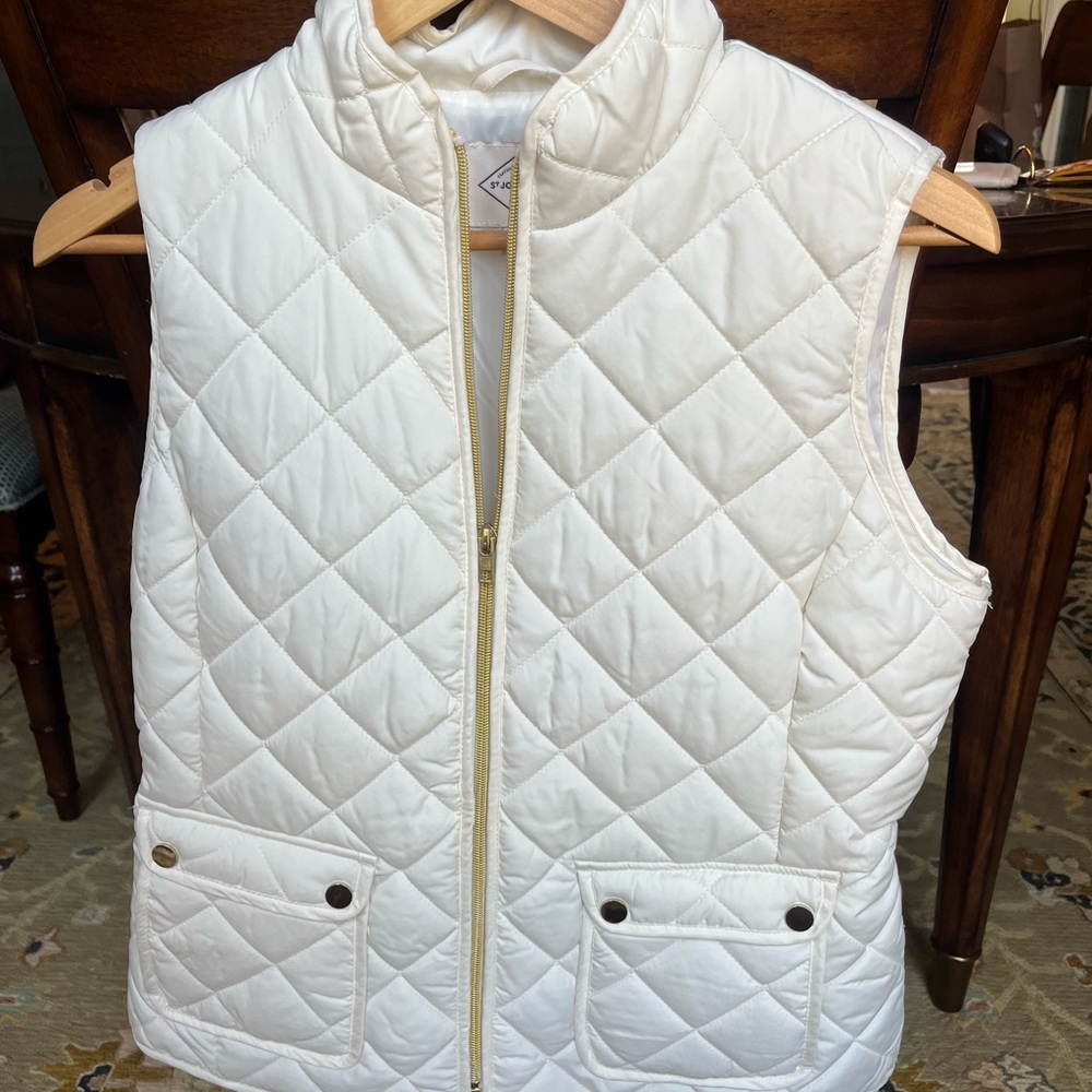 White Quilted Sleeveless Vest